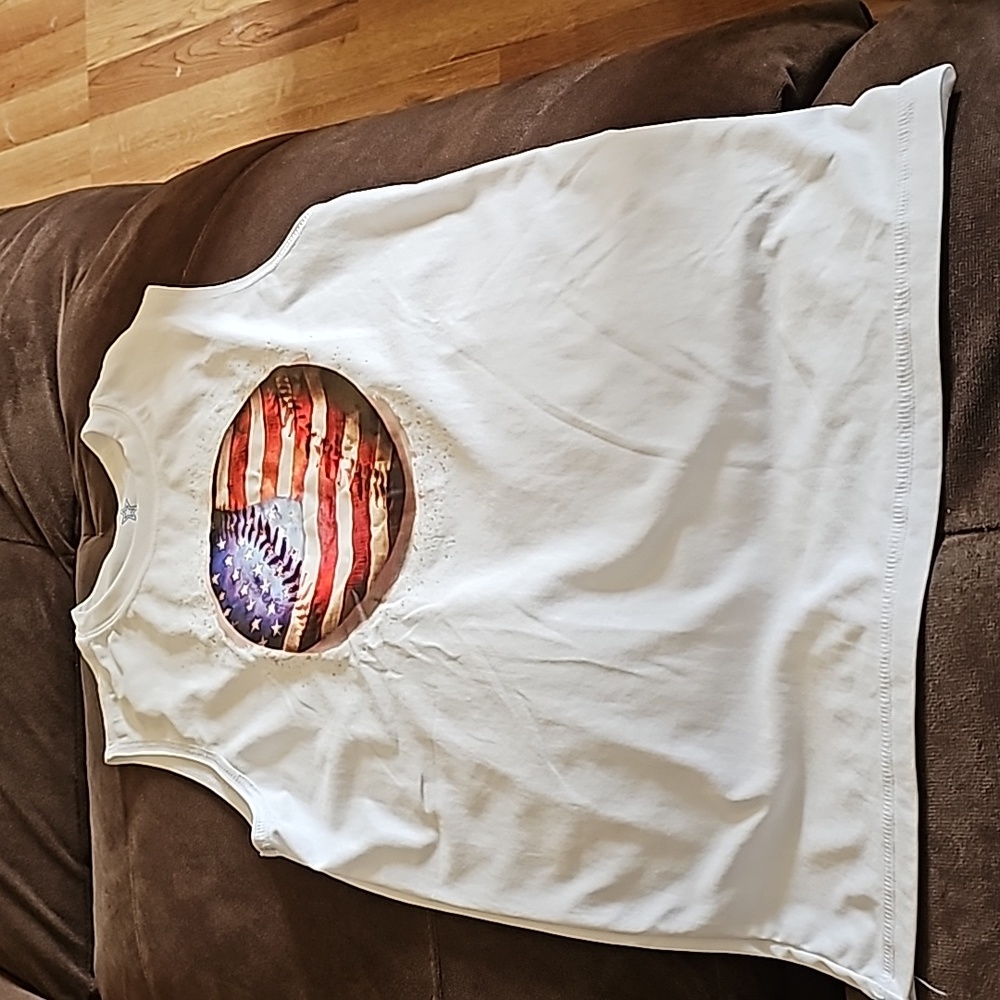 Baseball tank
